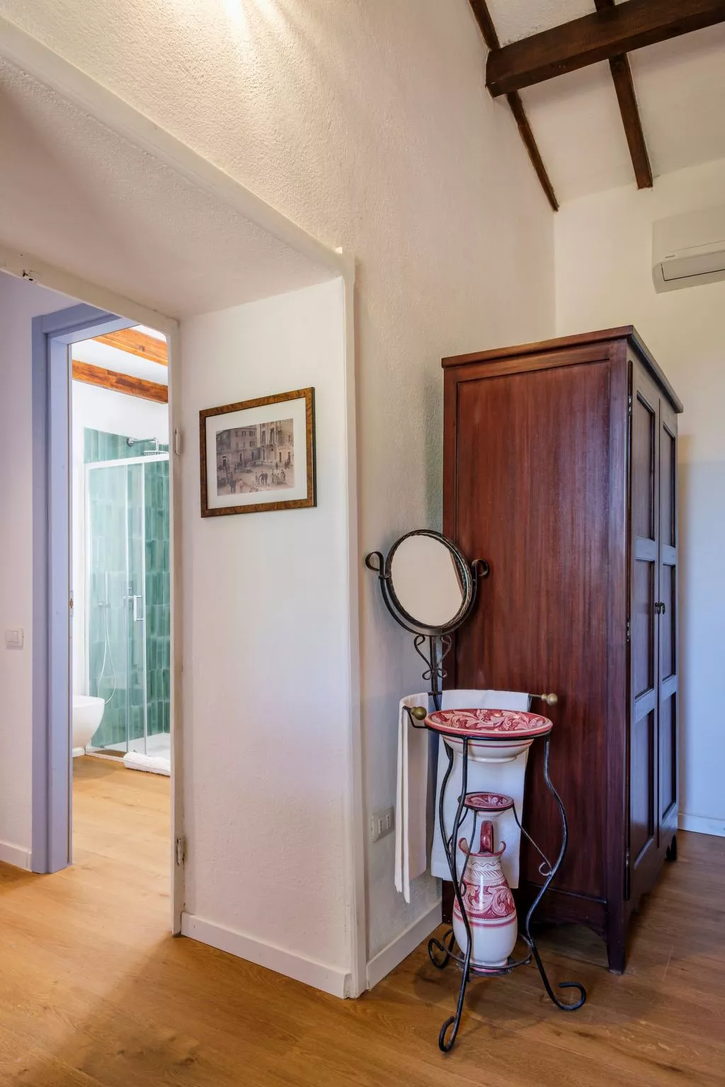 Altes gallurisches Bauernhaus mit Blick auf Olbia - Inside