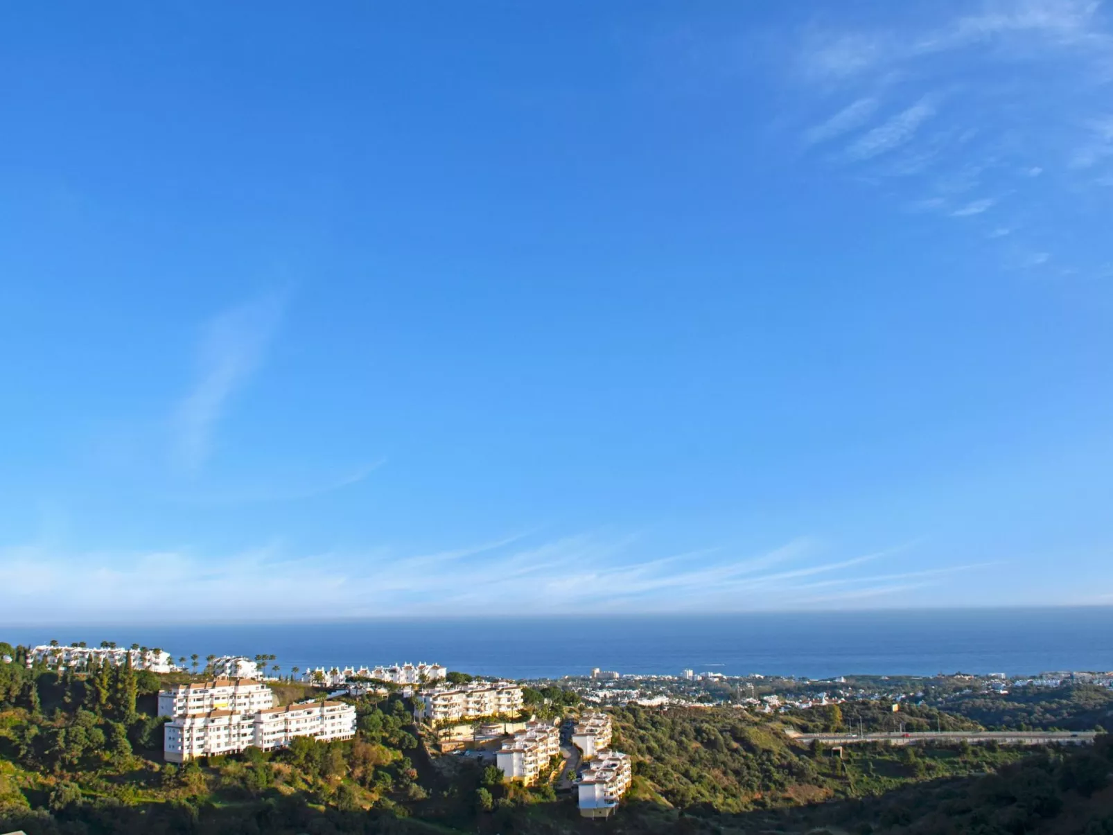 Penthouse, Jacuzzi, Meerblick, BBQ,wifi, AC - Dehors