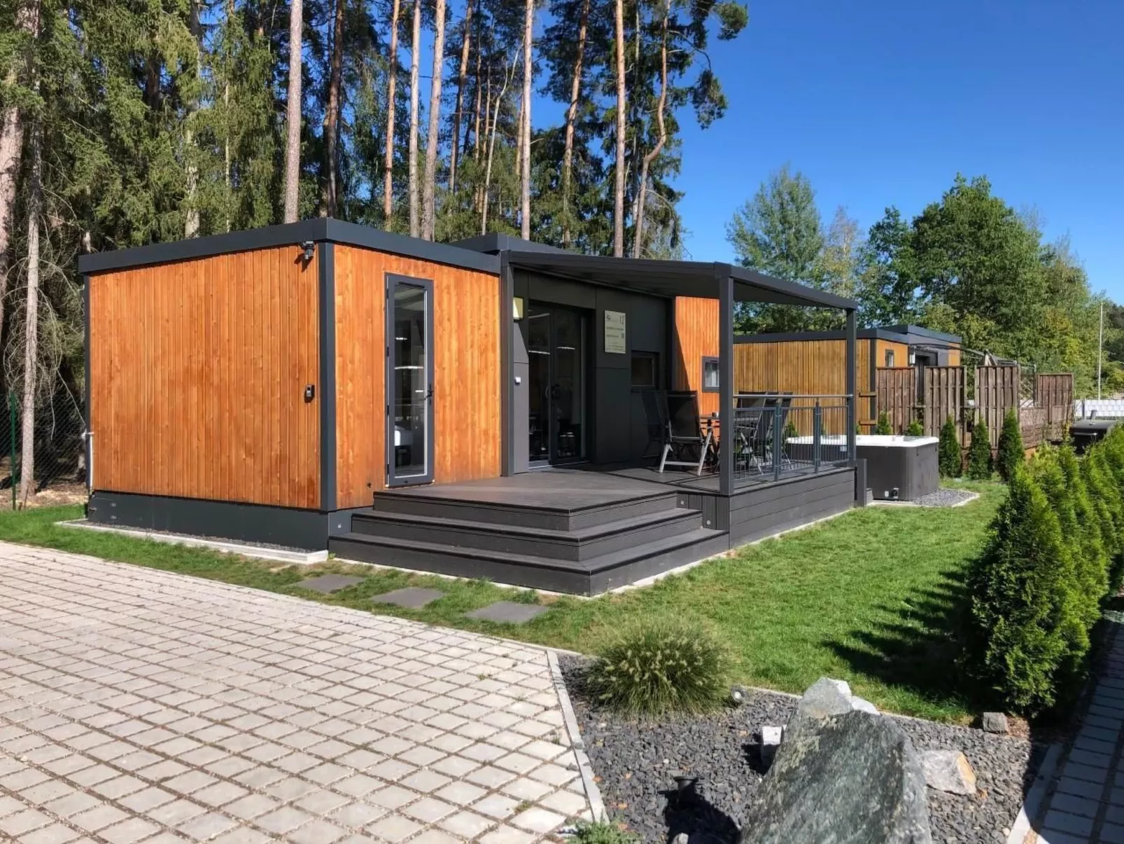 In Wackersdorf mit Whirlpool, Terrasse und Grill - Image-tags.info