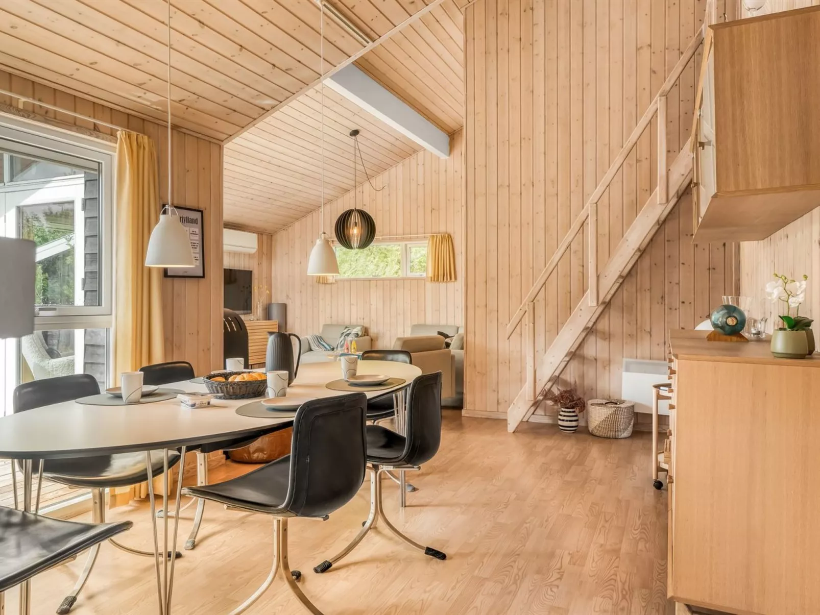 "Alisa" - 1.9km from the sea - Inside