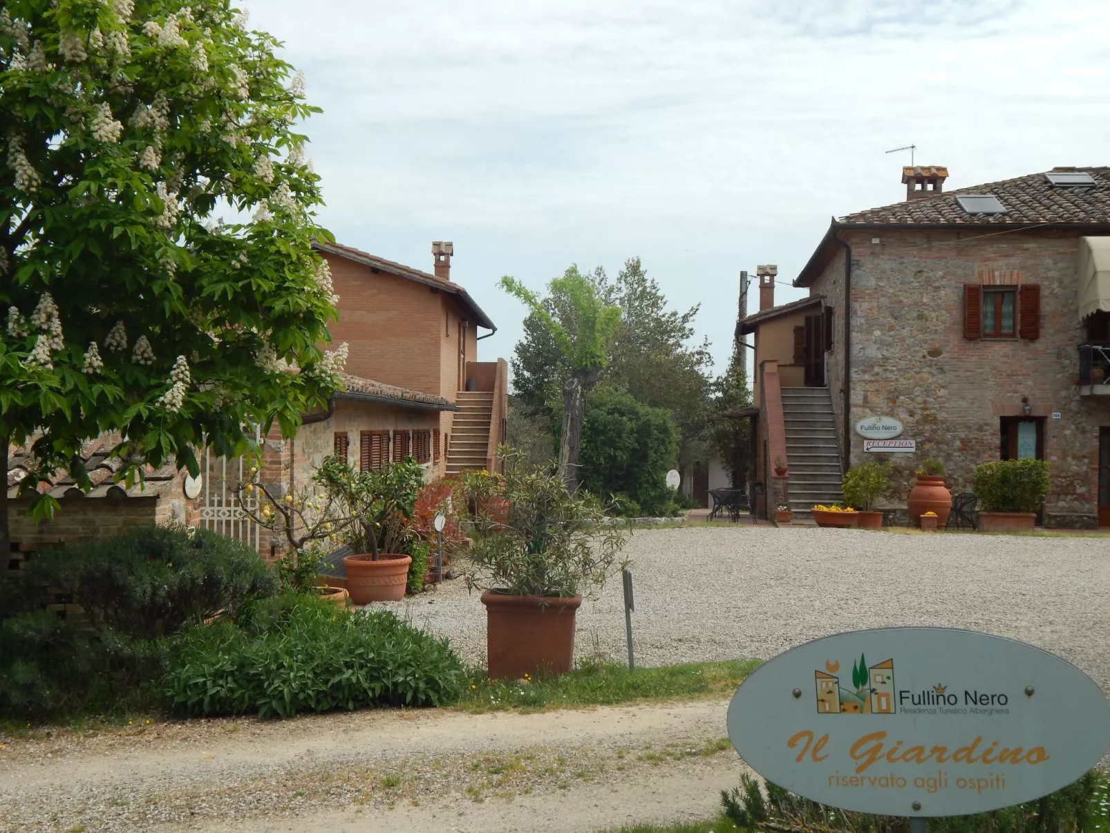 Wohnung auf dem Lande, 3 km vom Zentrum von Siena entfernt - Outside