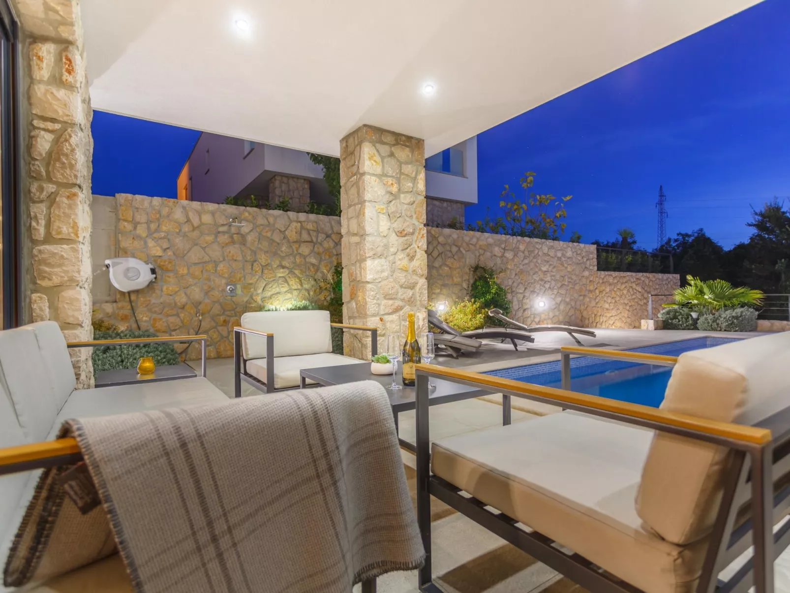 Villa "Maria" mit Garten, Grill und Terrasse - Image-tags.info