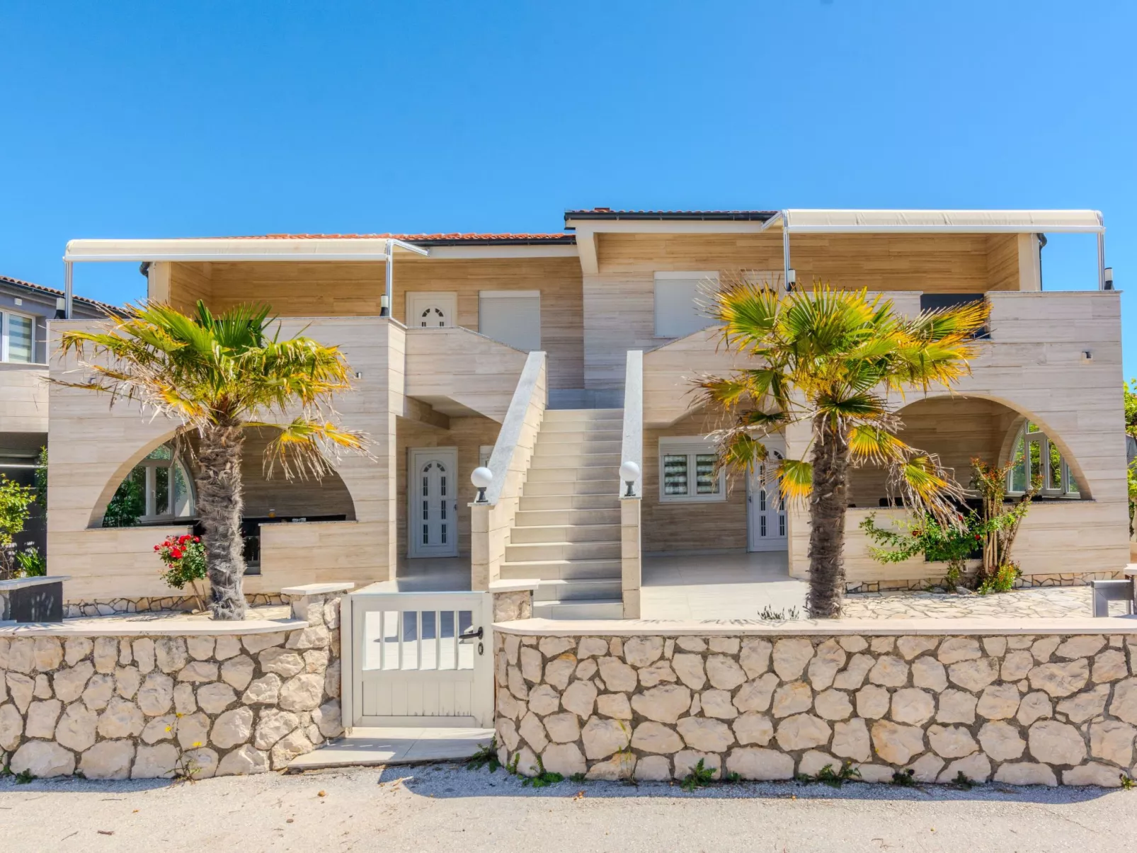 Apartment Lucica 2 - Image-tags.info