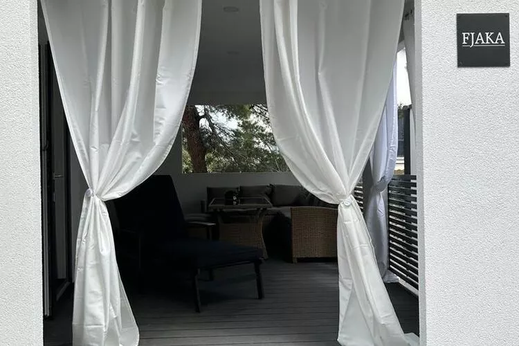 Mobile Home Fjaka-Atmosphere