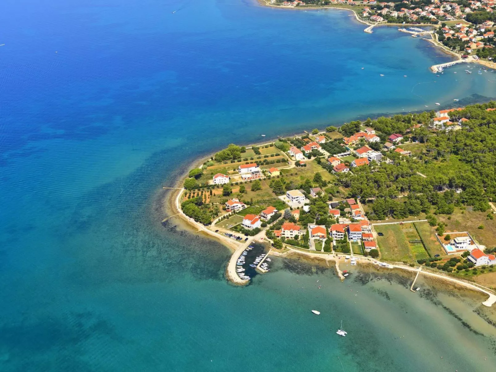 Villa mit beheiztem Pool, schöne Aussicht, Strandnähe - Image-tags.info