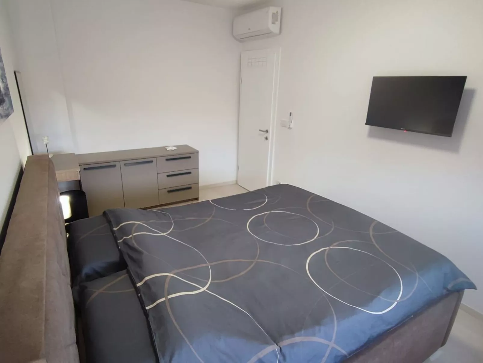 HH Cvetkovic - Image-tags.info