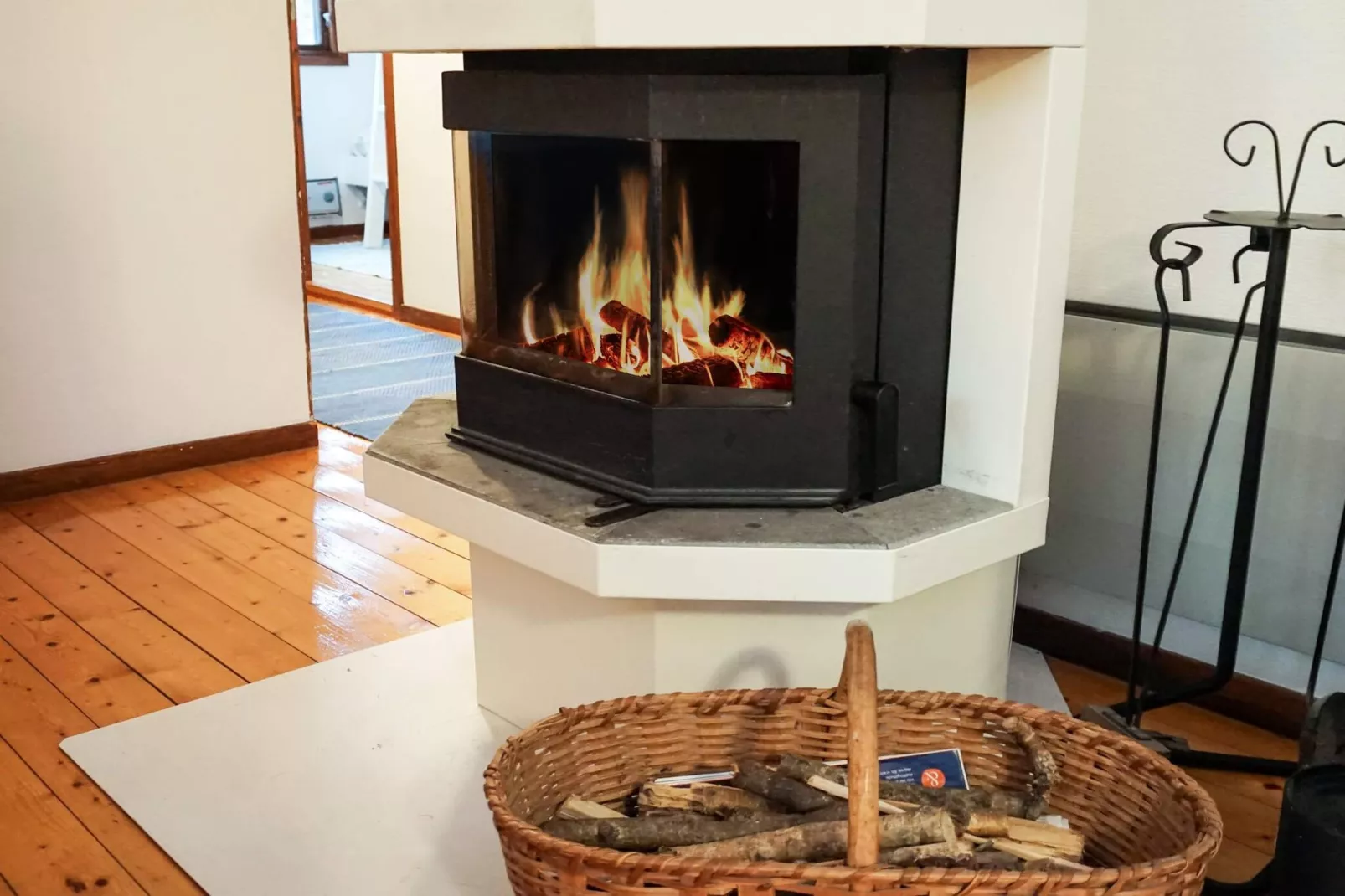 6 person holiday home in HUNNEBOSTRAND-Indoor