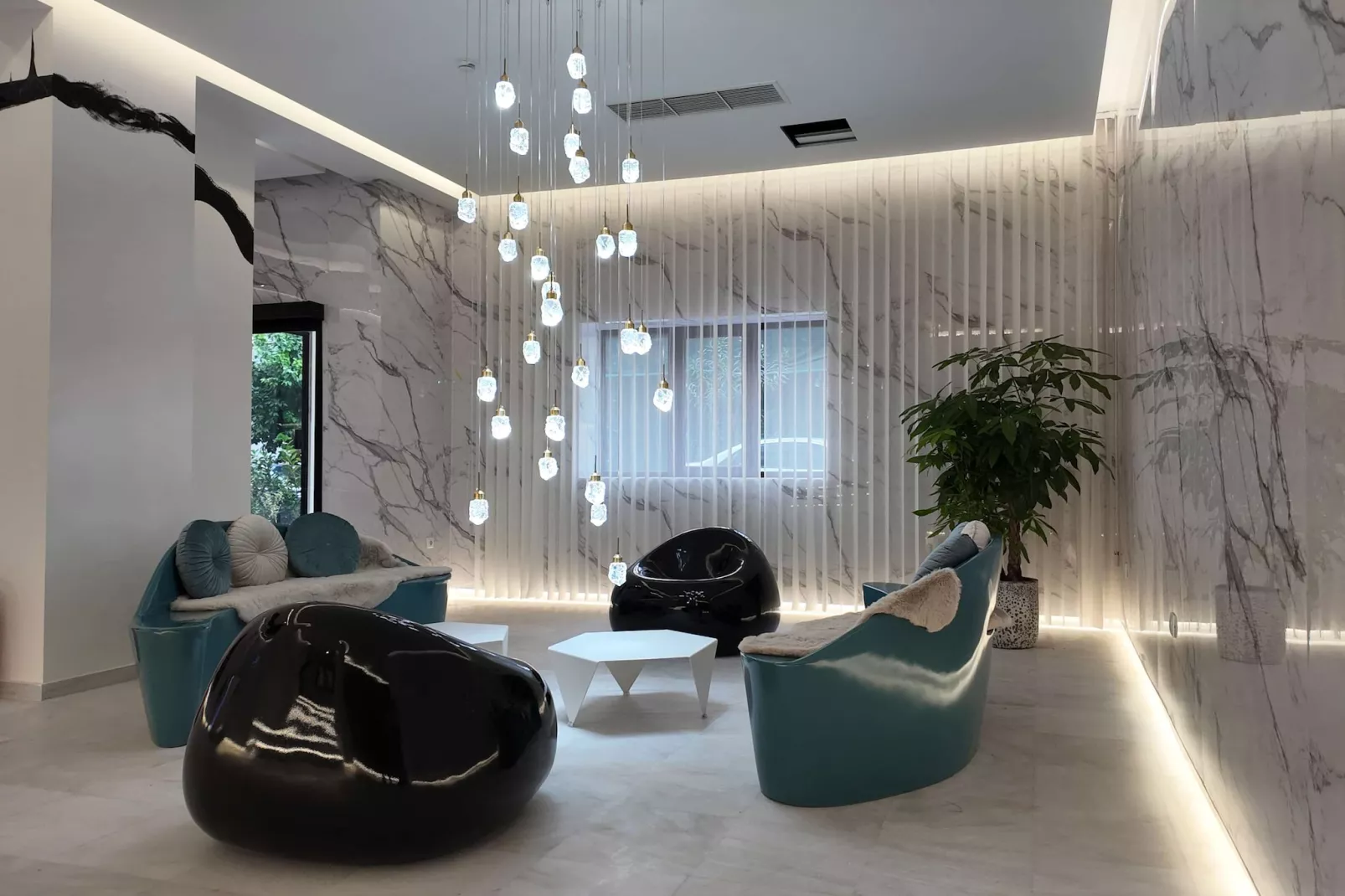 Twin Deluxe Room with Balcony - Facilities