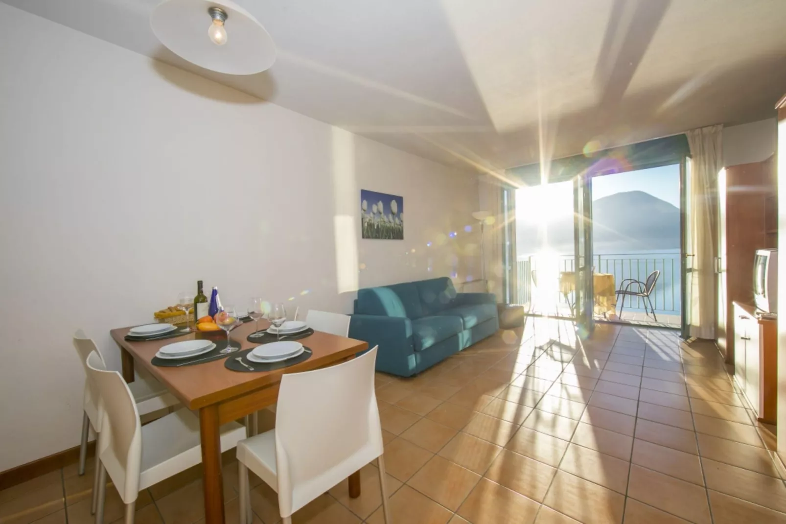 RESIDENCE PORTO LETIZIA - PALACE-1ROOM APT 4 PAX LAKE VIEW PLUS 8205 - P1LP4 - Living room