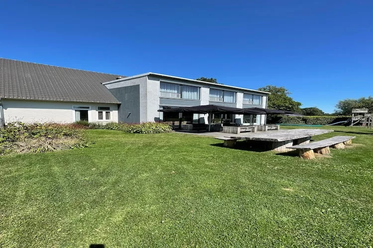 De Slaapfabriek familiehuis-Garten Sommer