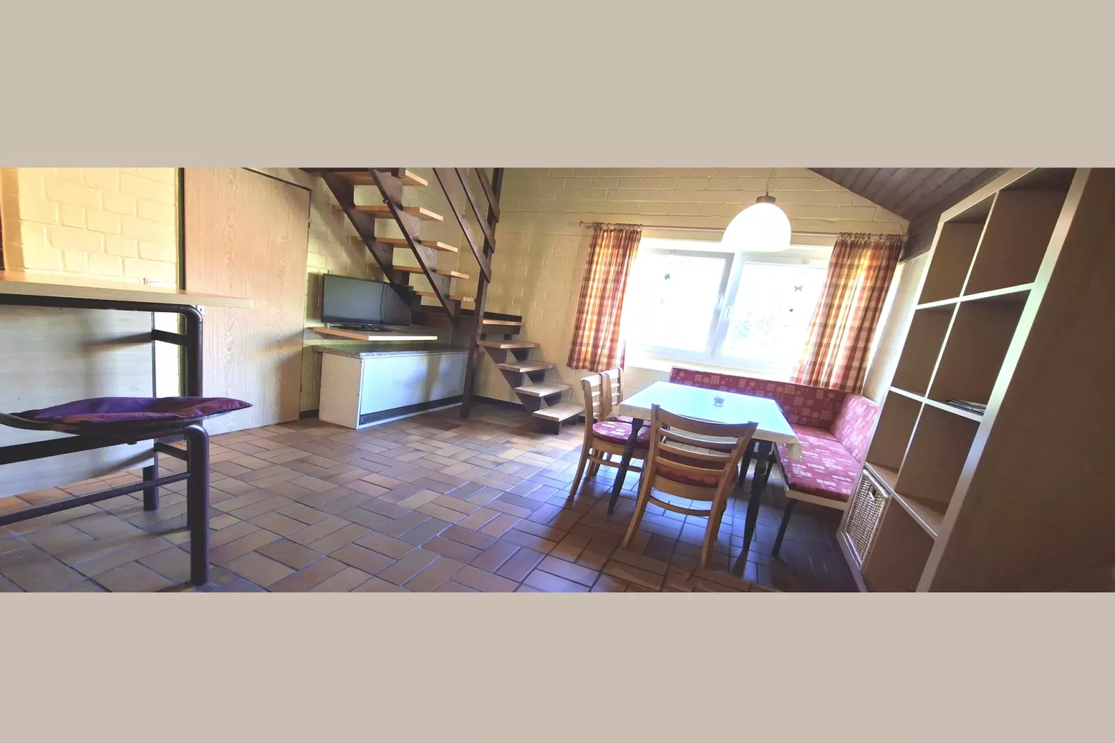 Biberbau-Dining room