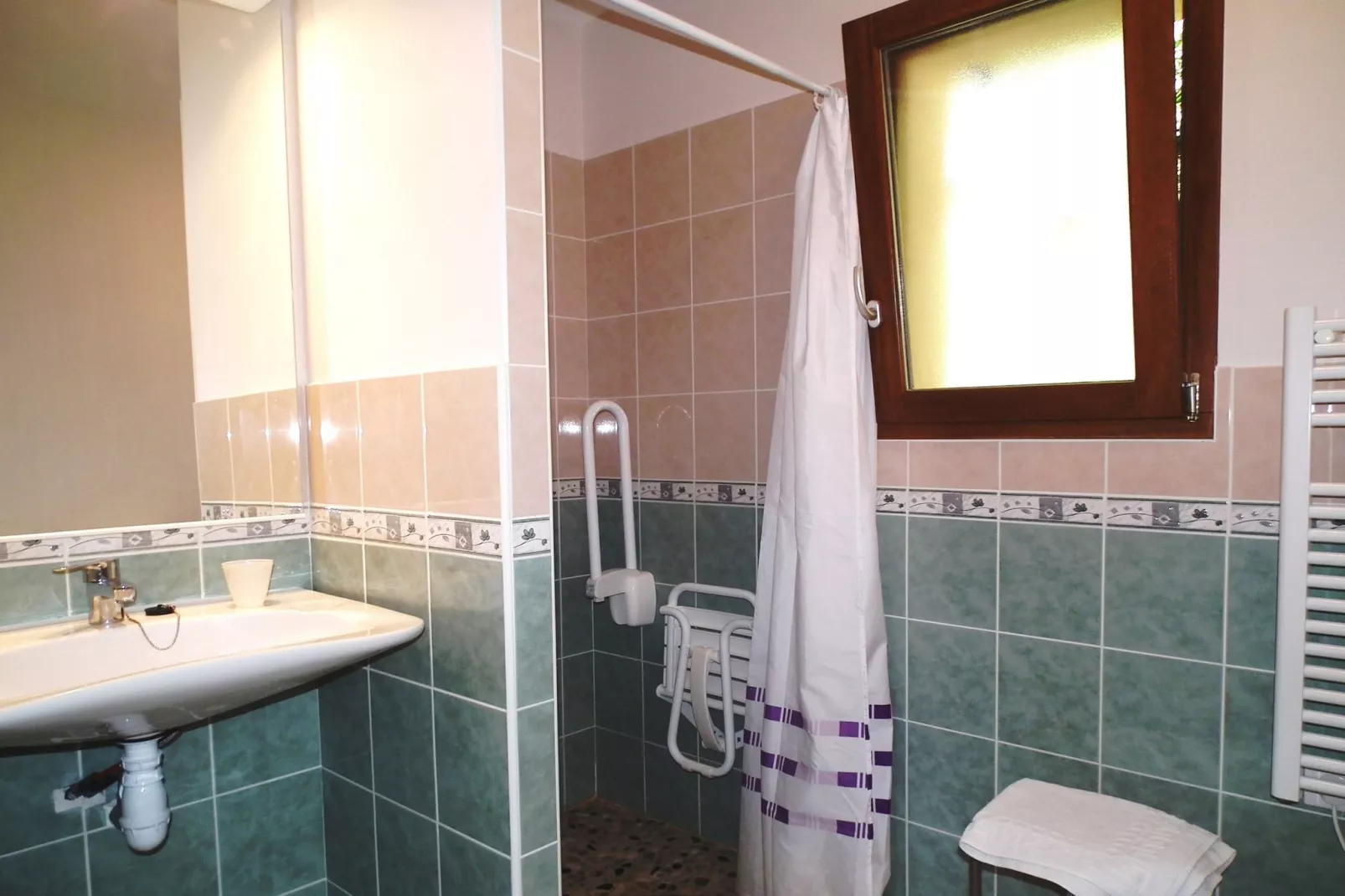 Domaine de Gavaudun - Maison Guyenne-Salle de bain