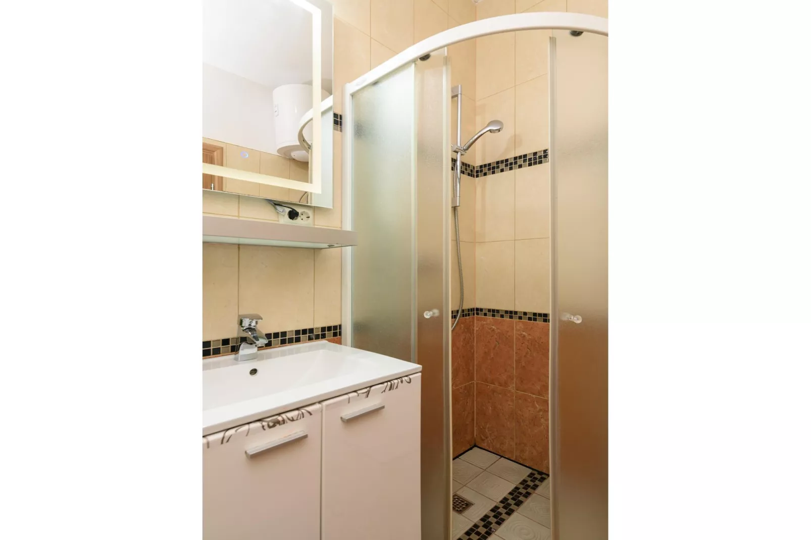 Apartment M1-Bathroom