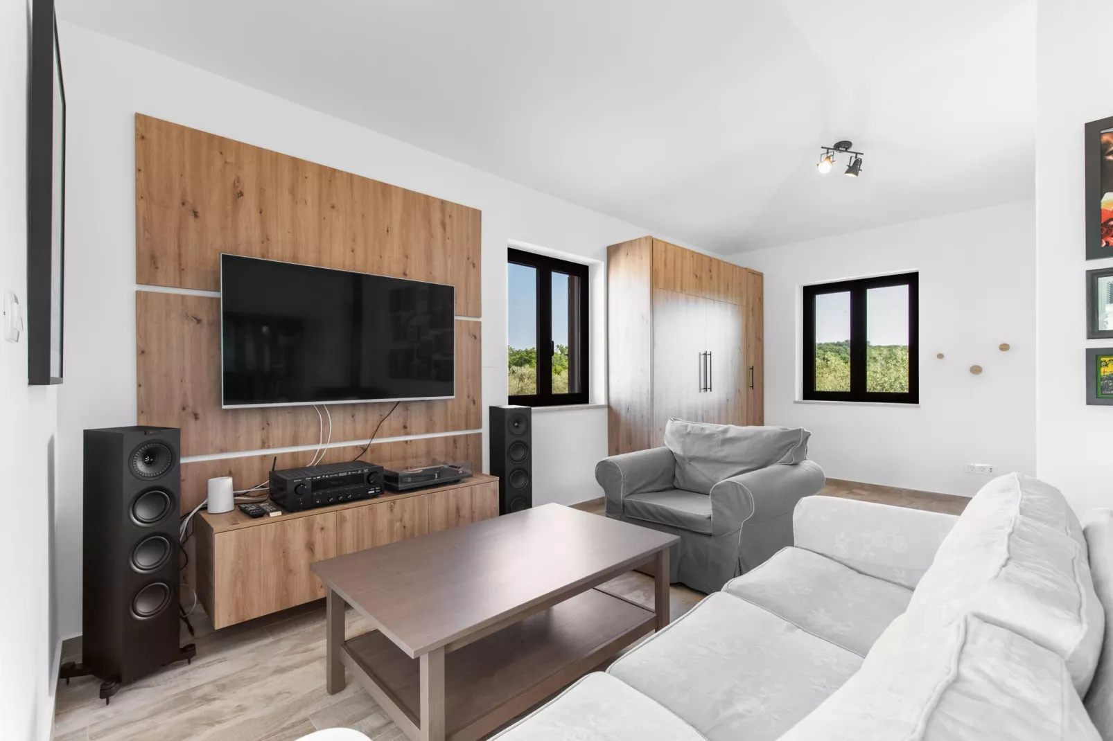 Casa Claudia-Living room