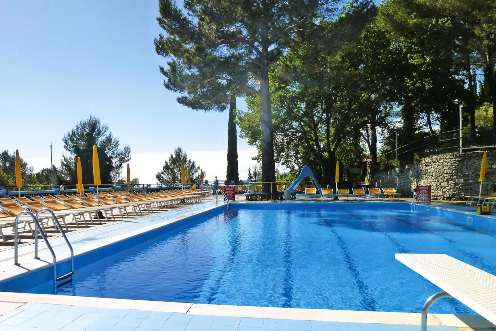 Ferienresort C'era Una Volta Villanova d'Albengo - Type MH B 2 Pax ca 24 qm - Schwimmbad