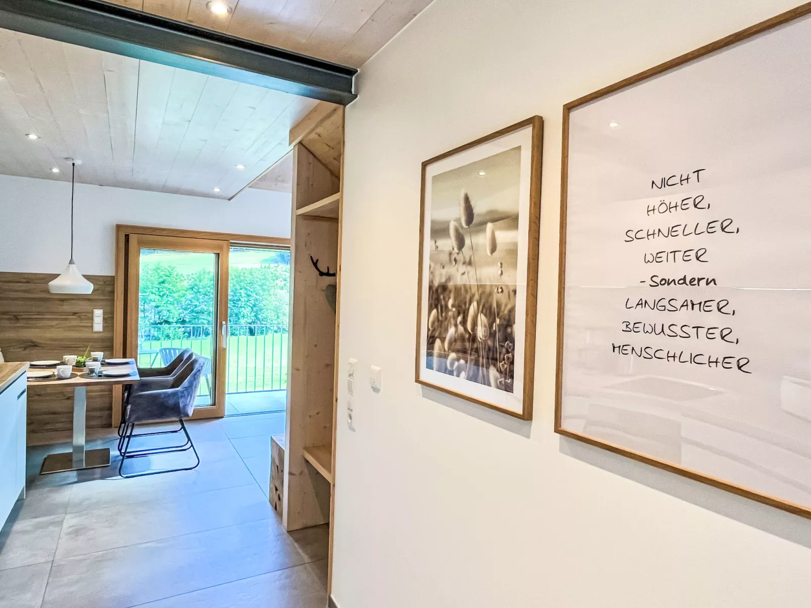 Kinast (HFT202) - Drinnen