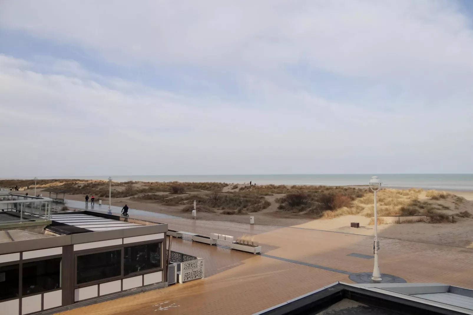 BEAULIEU 0602PK-View in summer