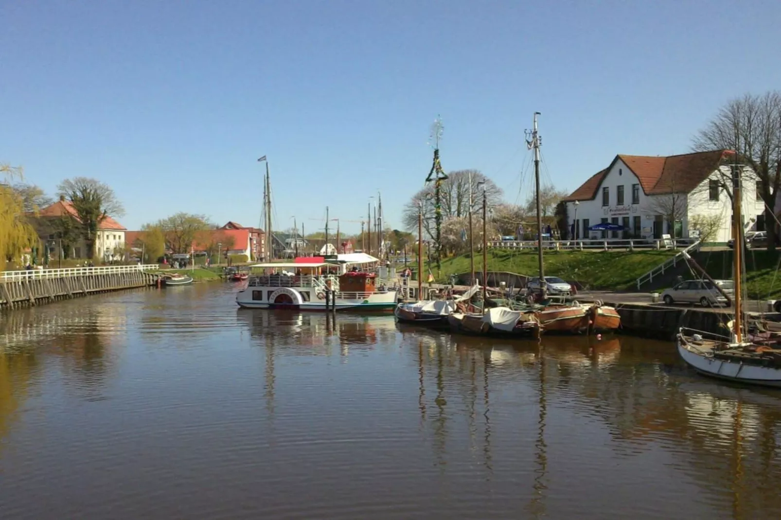 137362-Image-tags.water view