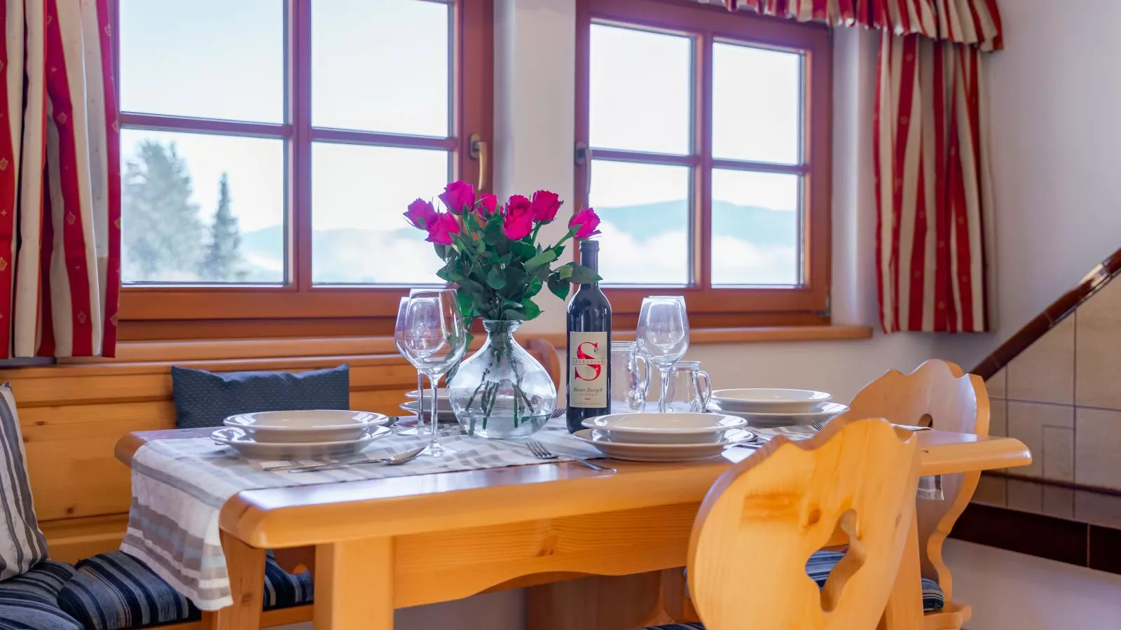 Fanningberg-Dining room