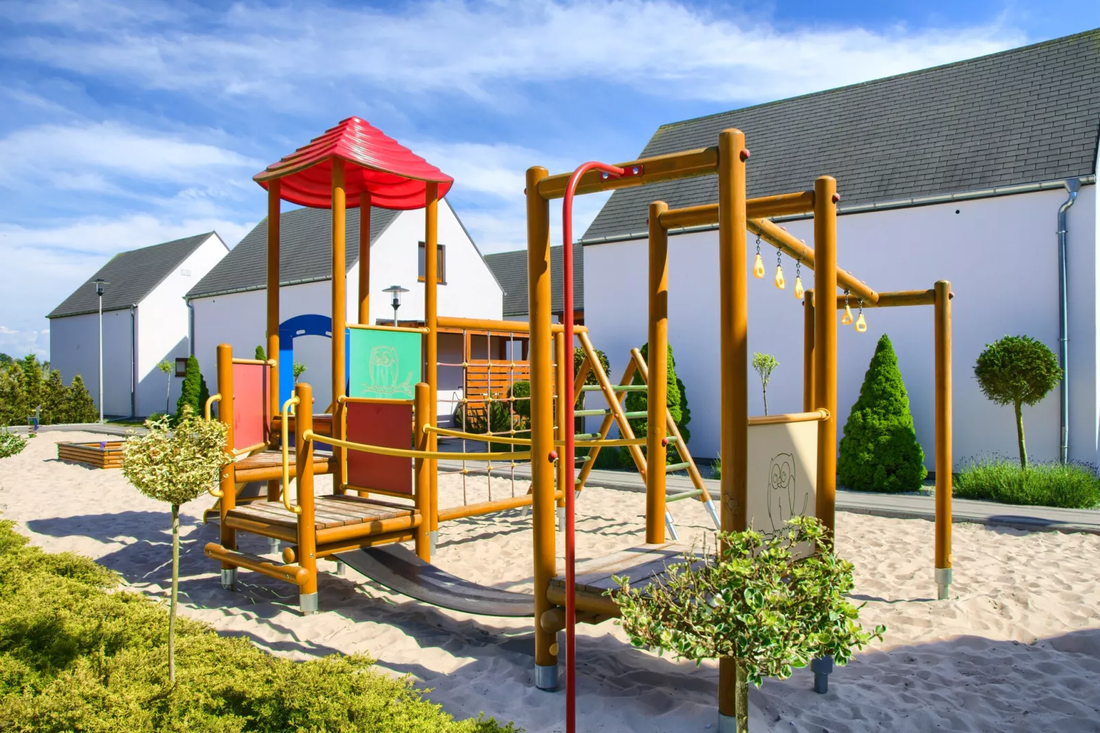 Domy z basenem Rogowo dla 5 osób-Außenbereich Sommer