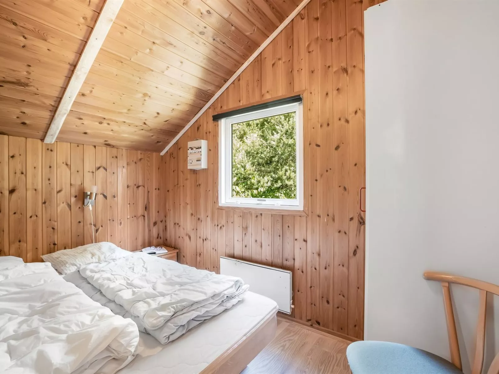 "Yarla" - 500m to the fjord-Drinnen