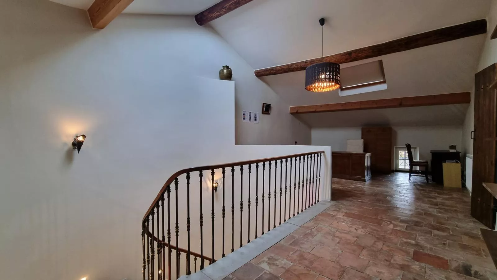 La maison des Vendangeurs 6-Flur