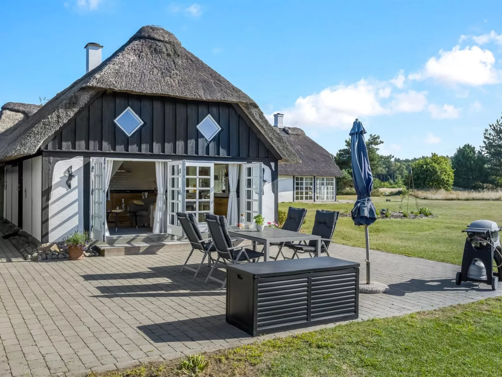 "Ronja" - 1.3km from the sea-Draußen