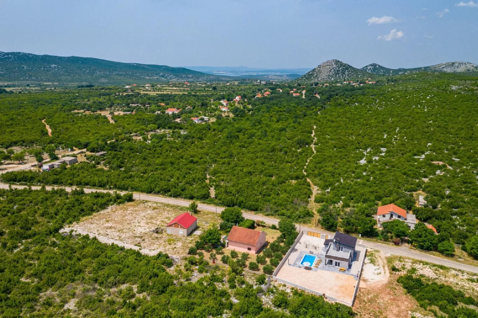 Villa Diva-Areas summer 1km