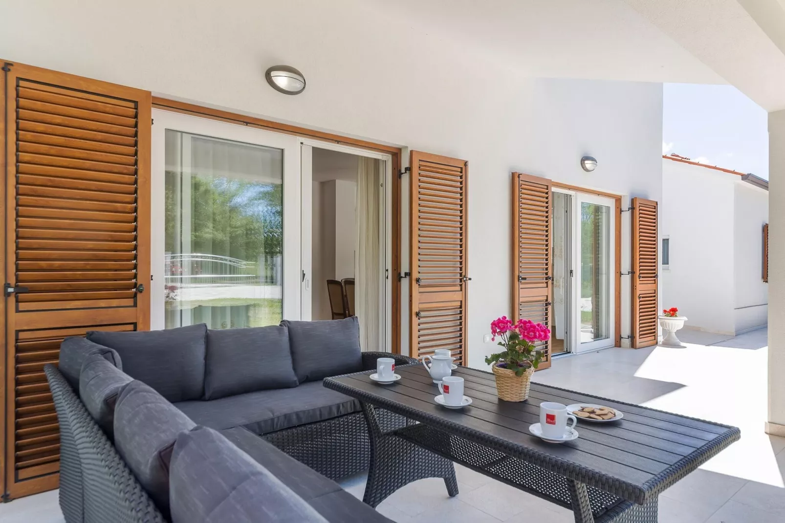Villa Anna-Terrace balcony