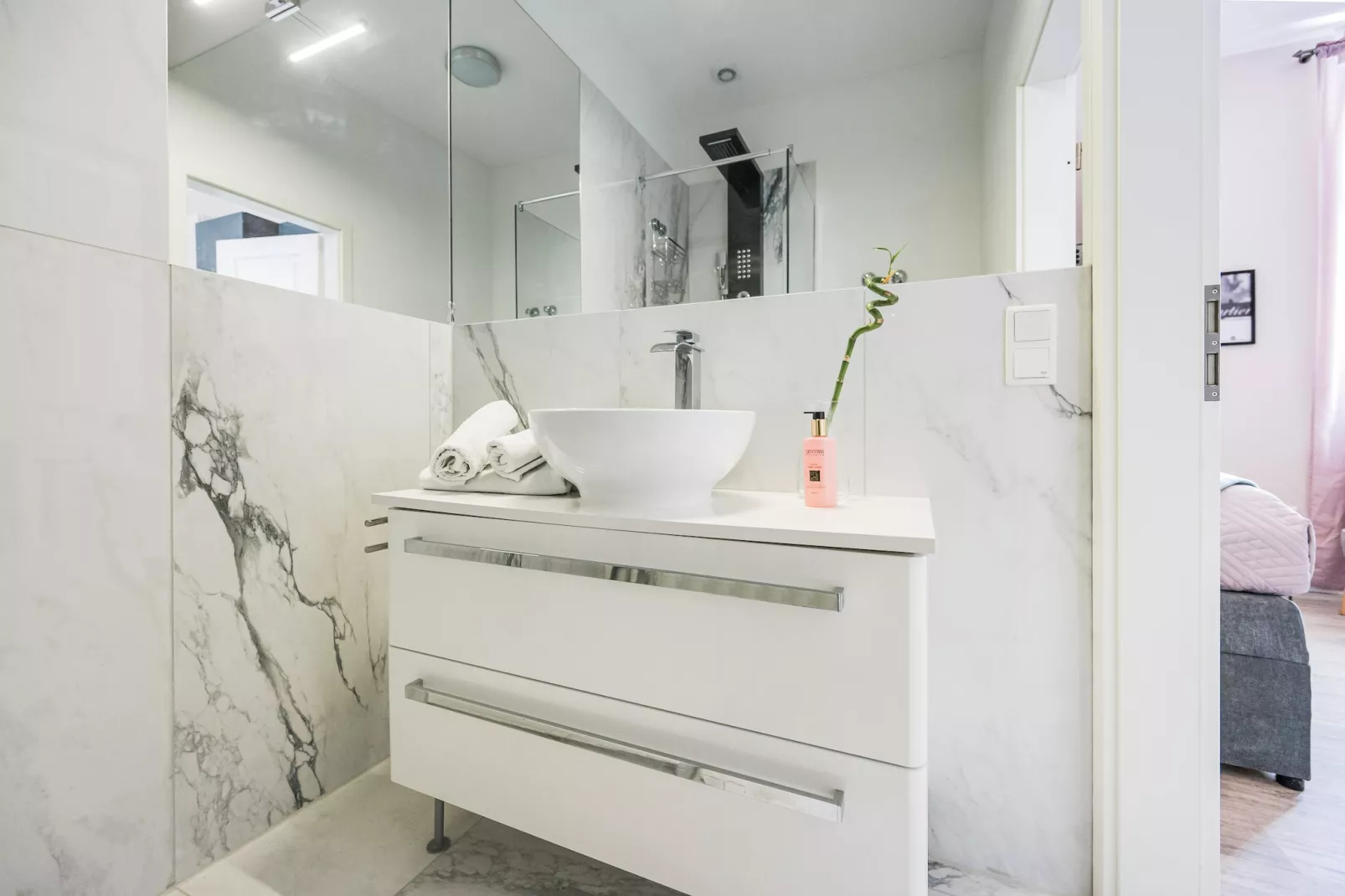 Apartment Bad Camberg-Salle de bain