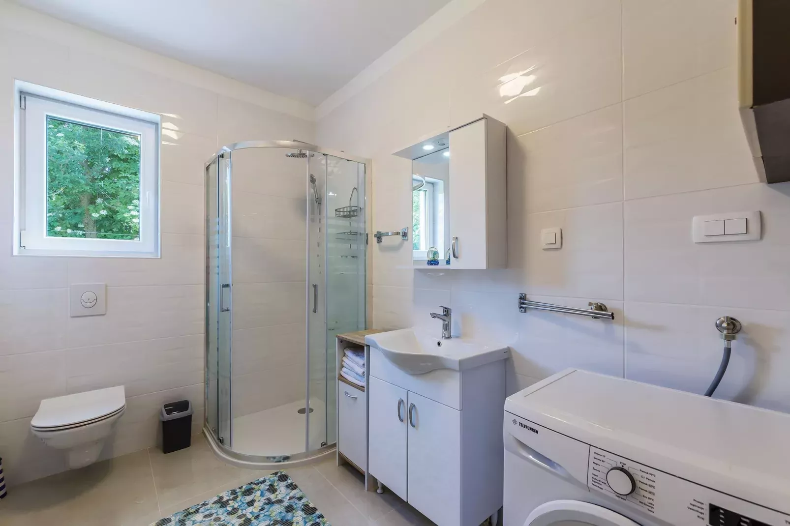 Villa Anna-Bathroom
