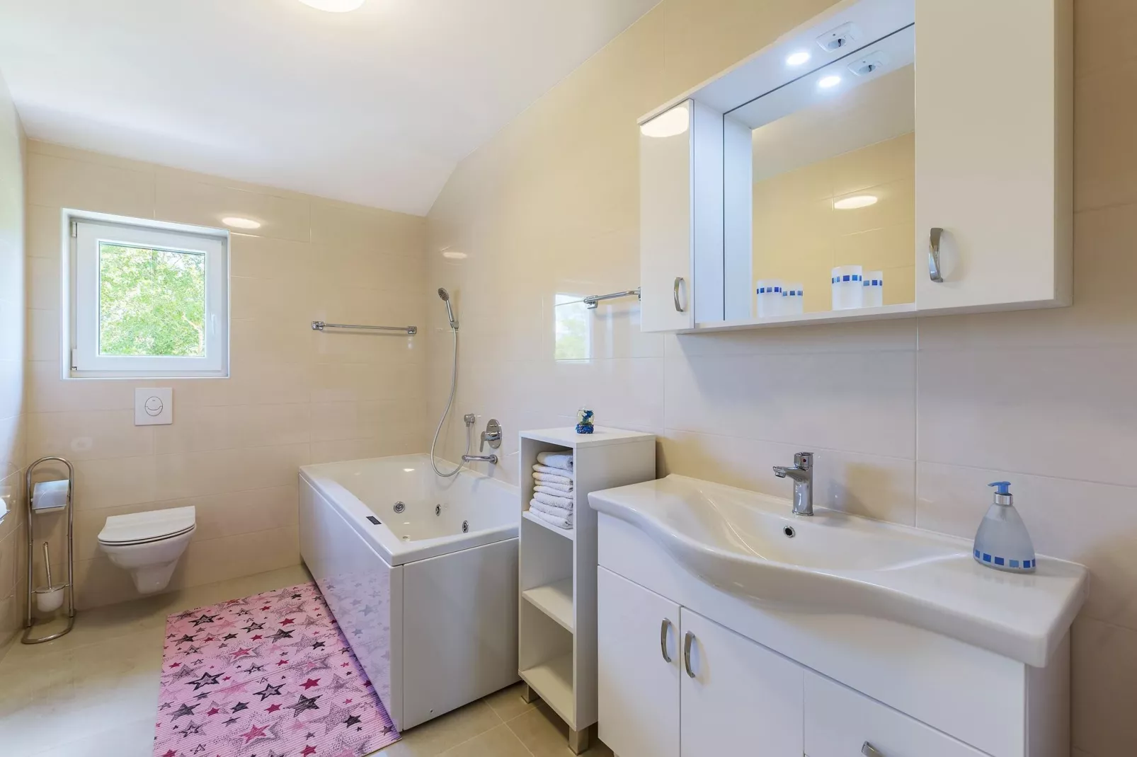 Villa Anna-Bathroom