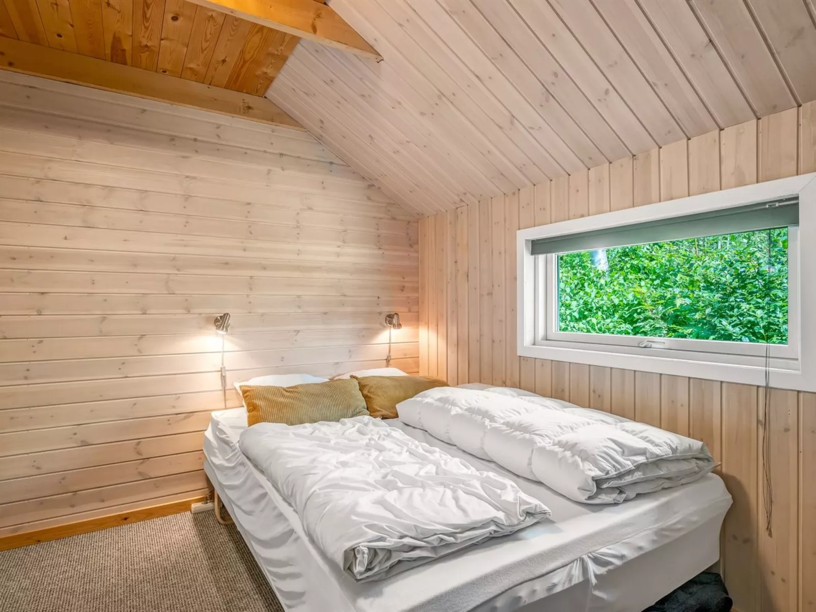 "Iorund" - 10km from the sea-Dedans