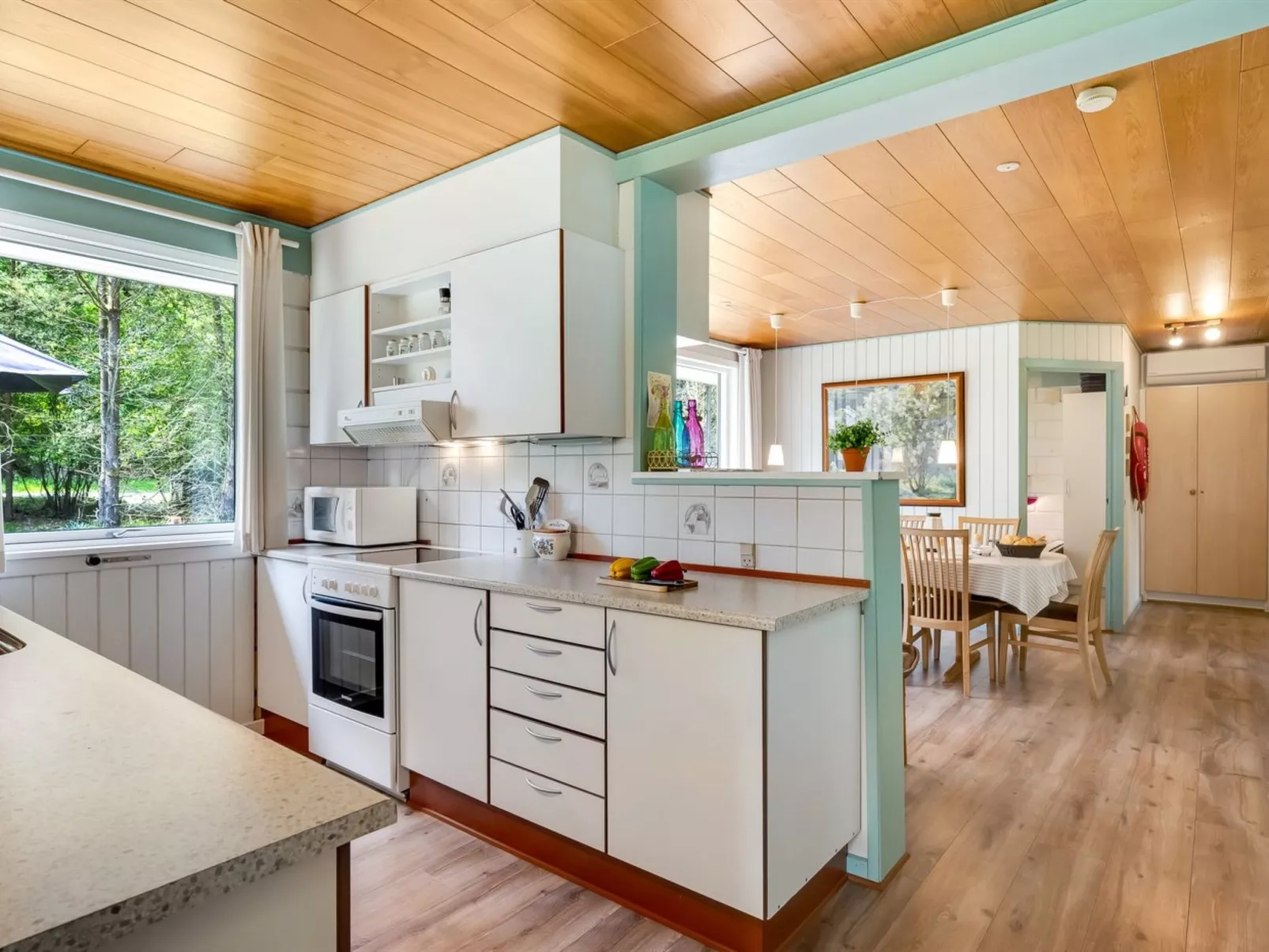 "Galia" - 2.5km from the sea-Inside