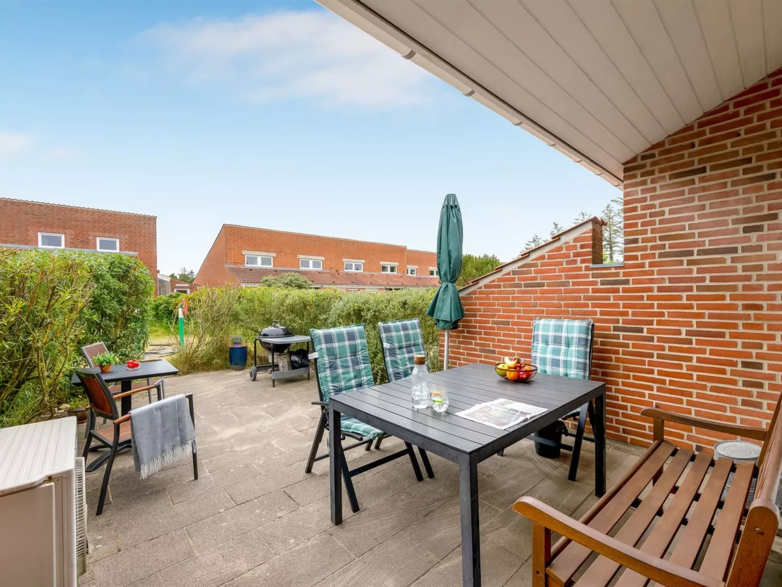 "Melle" - 500m from the sea-Draußen