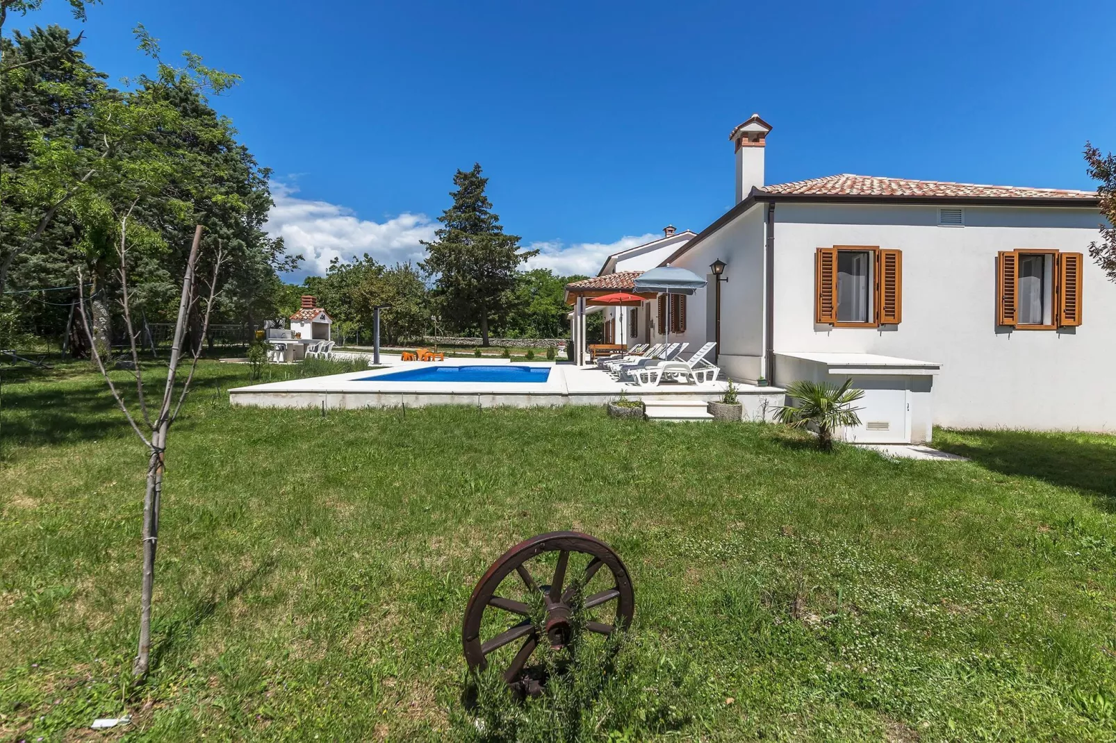 Villa Anna-Gardens summer