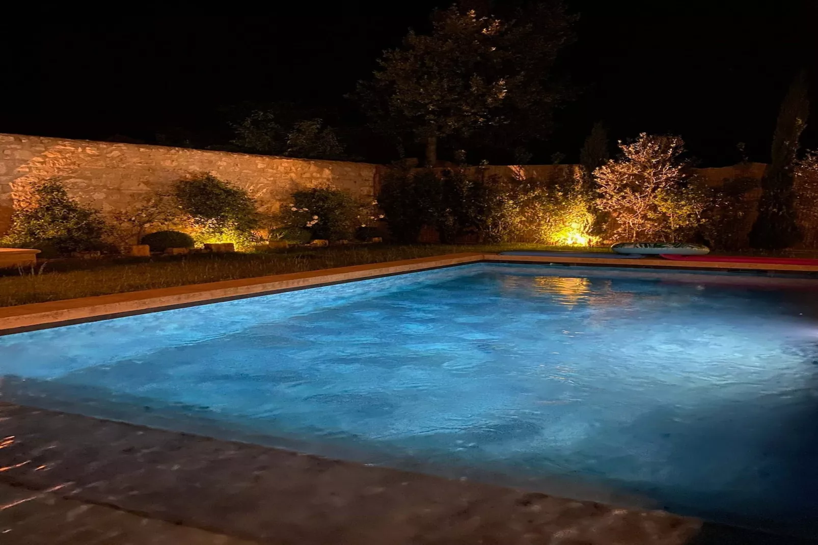 Le Mas Sorella – Votre Évasion Provençale au Cœur des Alpilles-Schwimmbad