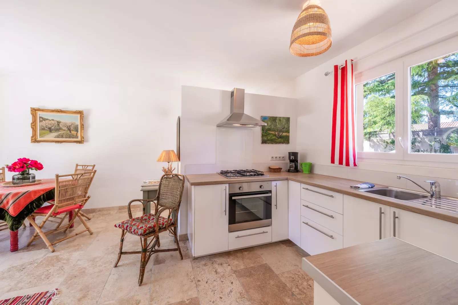 Mas authentique à Paradou Alpilles-Kitchen