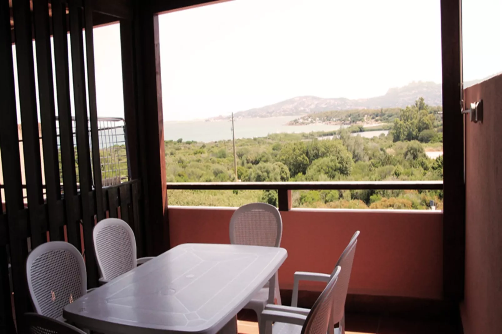 Porto Laconia Residence Appartamento B - Terrasse / balcon