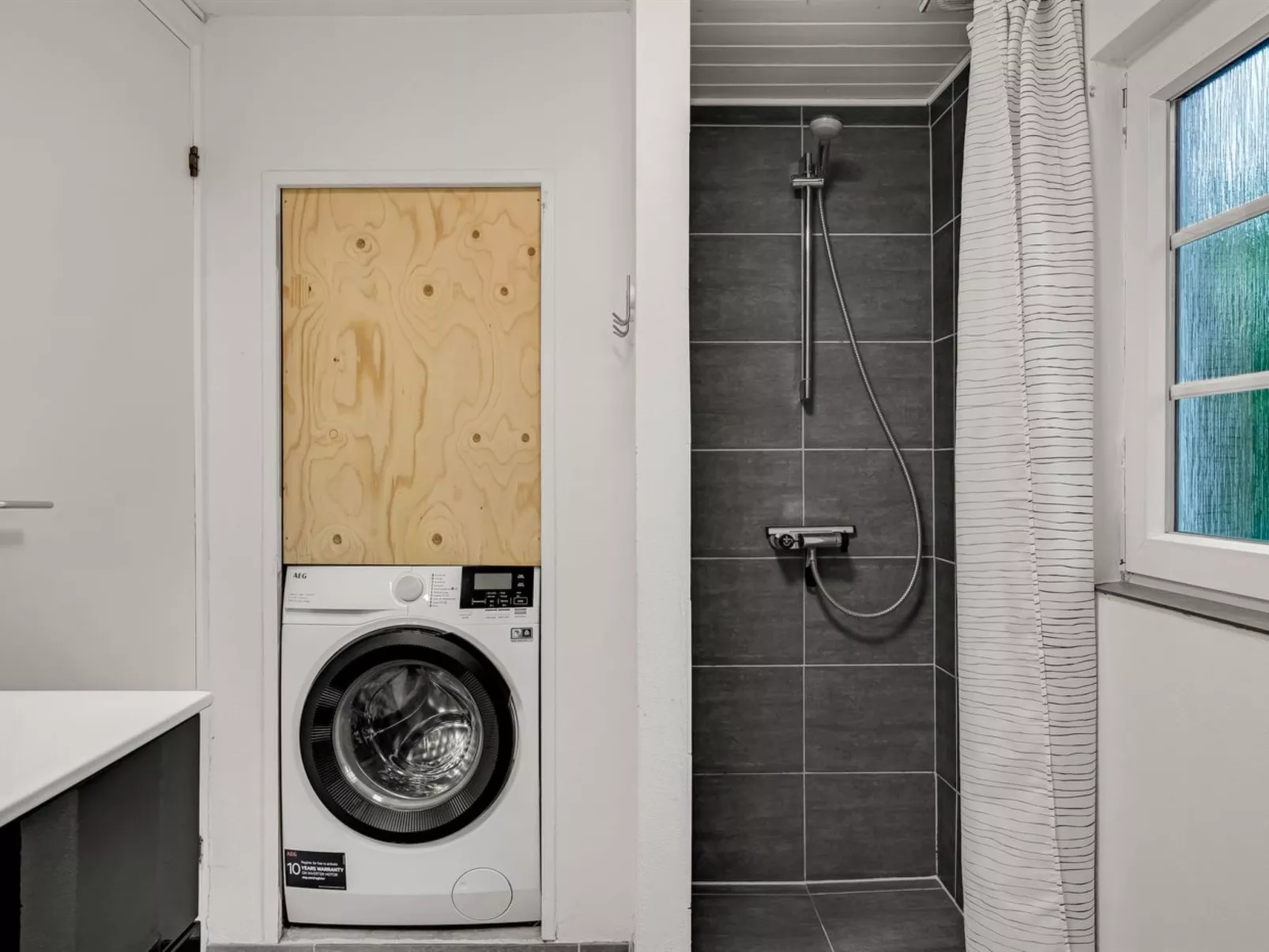 "Mena" - 10km from the sea-Drinnen