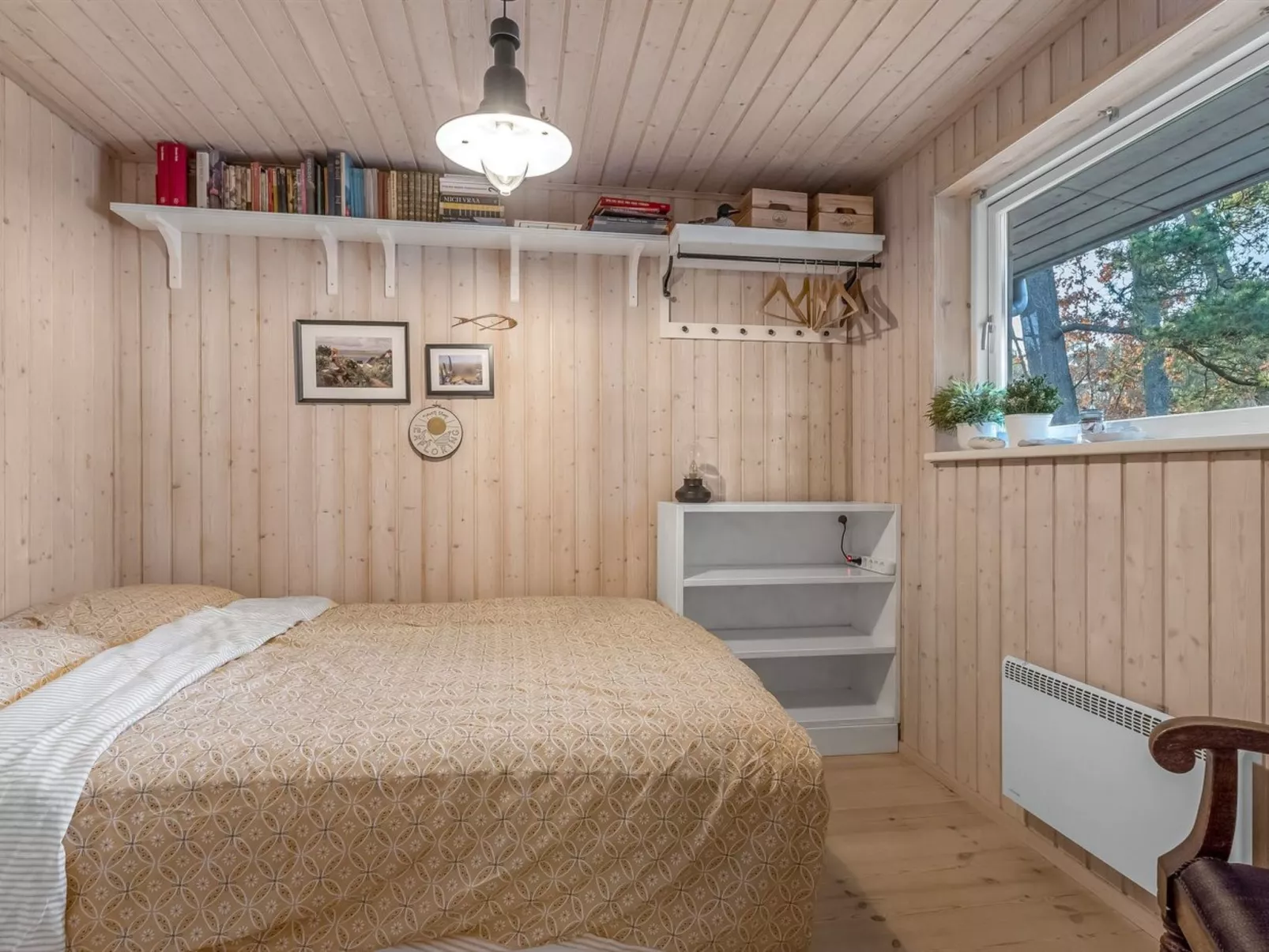 "Åse" - 1.3km from the sea-Drinnen