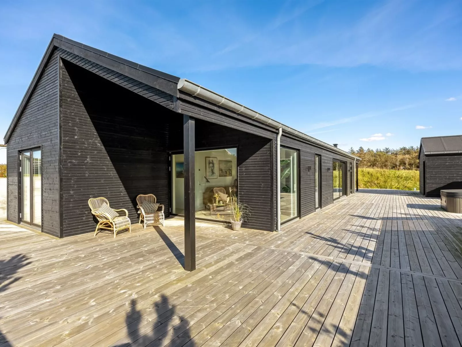 "Gudrid" - 400m from the sea-Outside