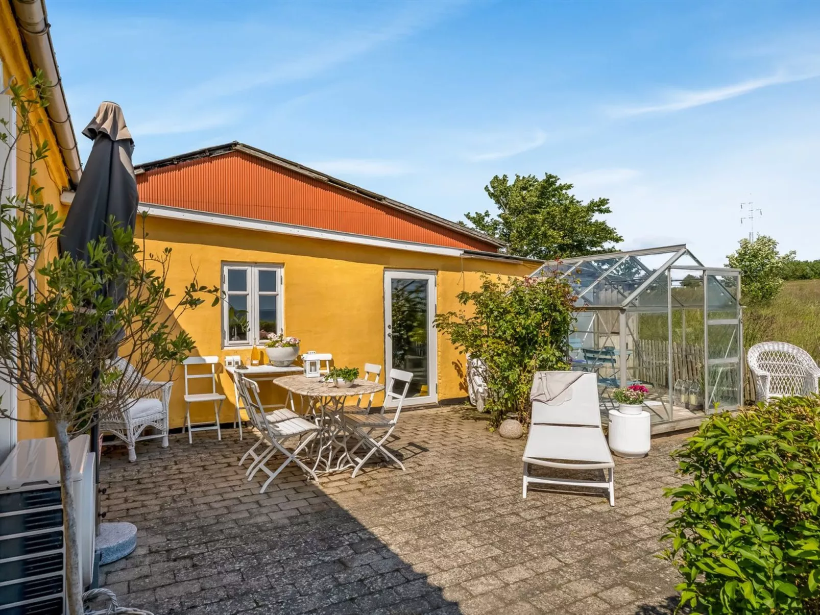 "Jurien" - 50m to the fjord - Outside