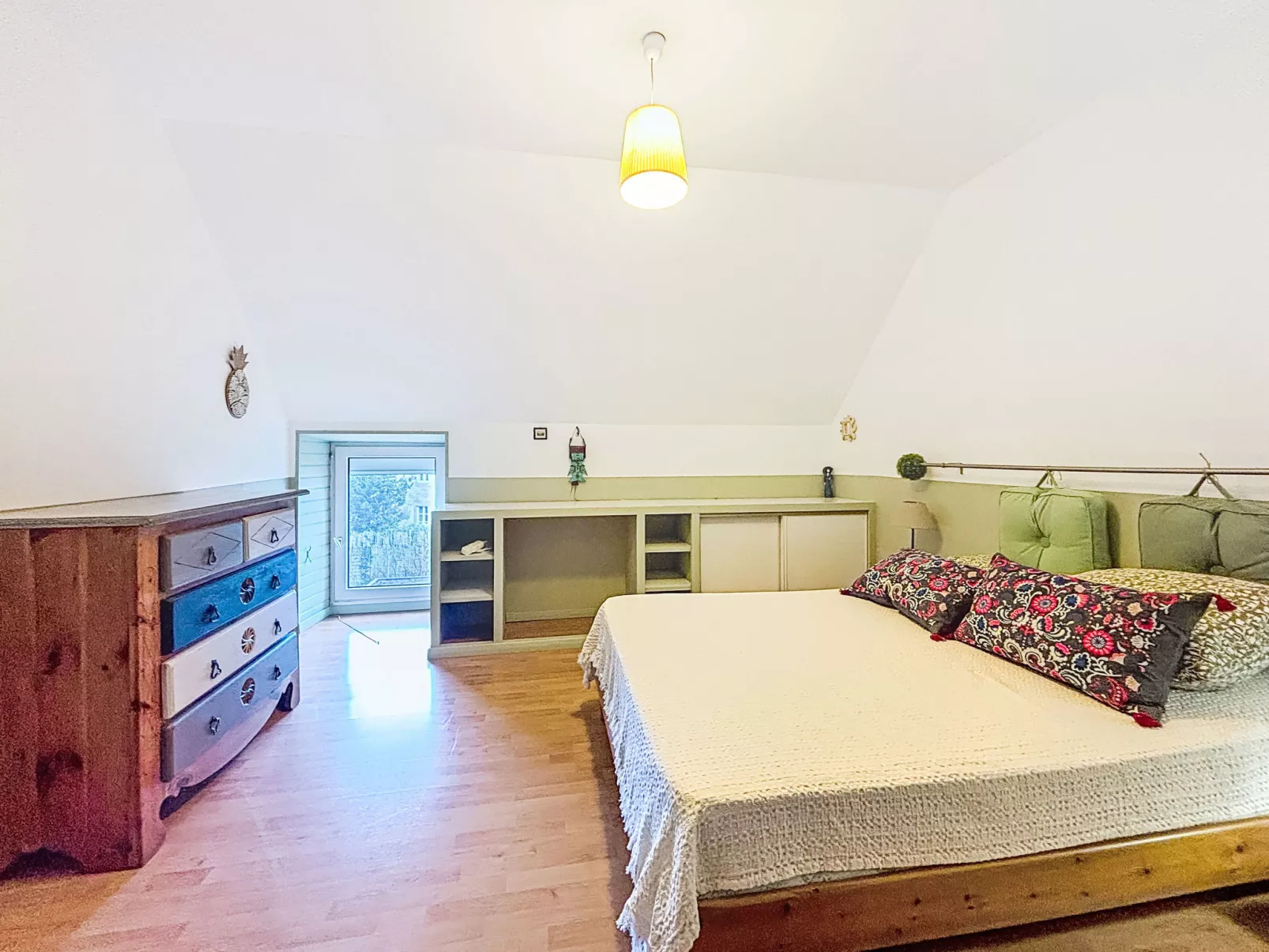 Maison du Paradis - Inside