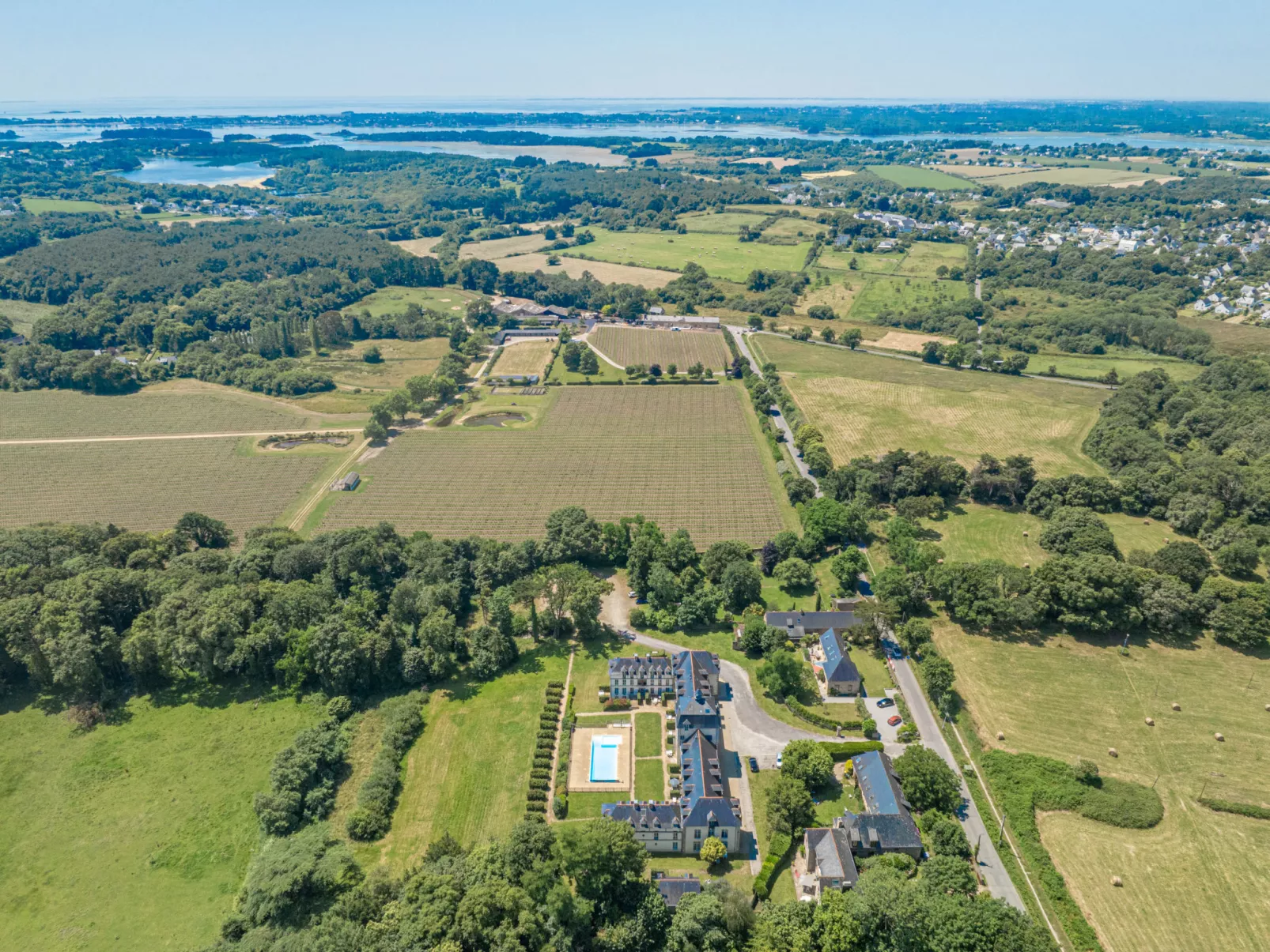 Le Château de Kergonano - Outside