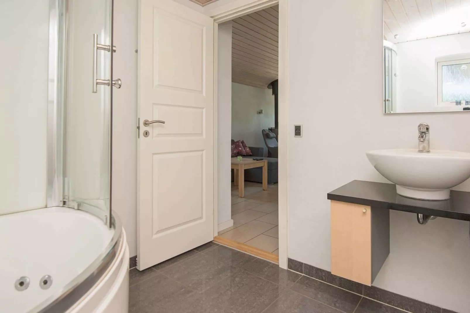 Luxurioses Strandhaus mit Spa -- By Traum Ferienwohnungen-Innenbereich