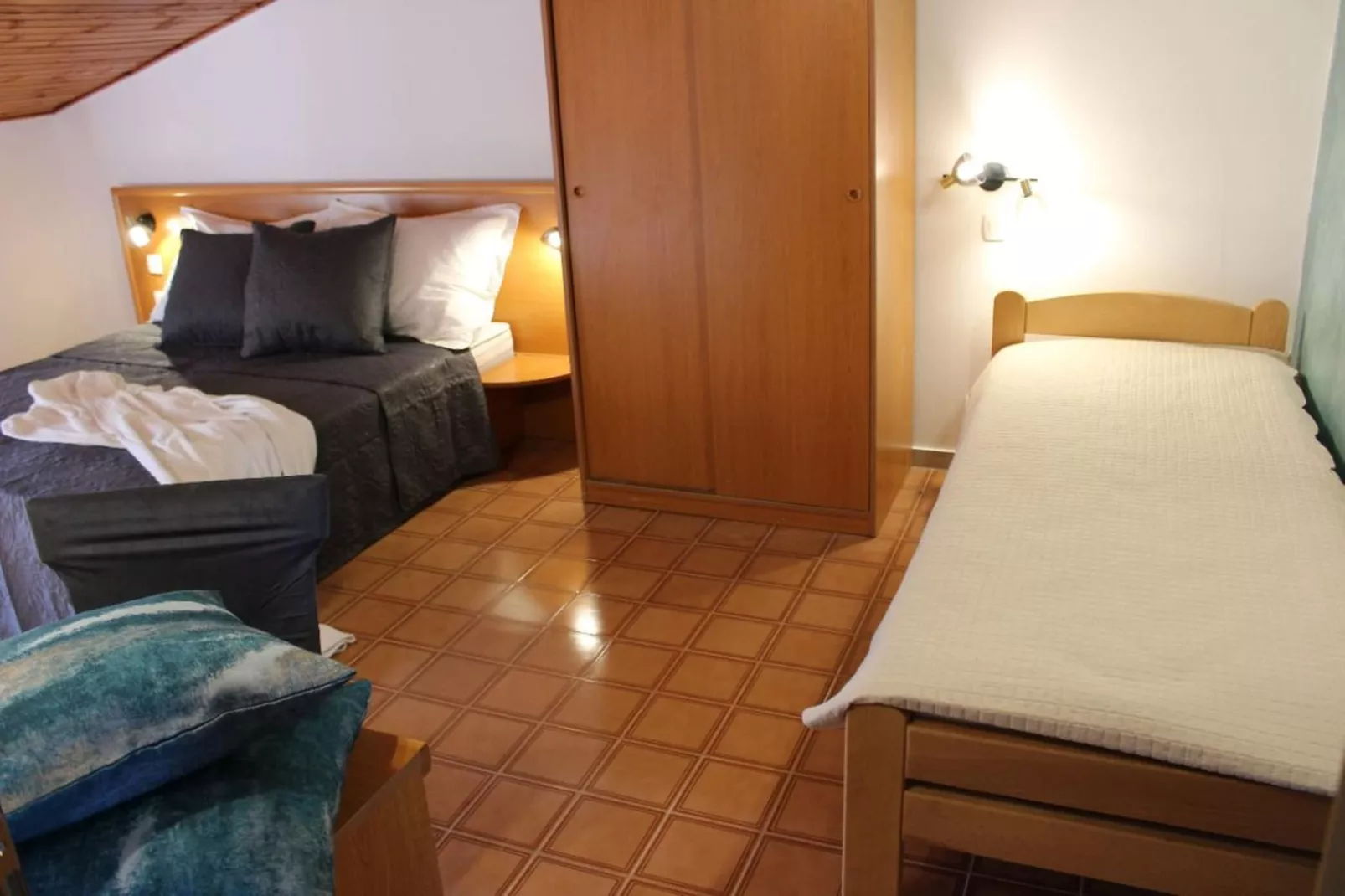 Sv Marija1 - Ferienwohnung 4 - Typ 4plus1 - Bedroom