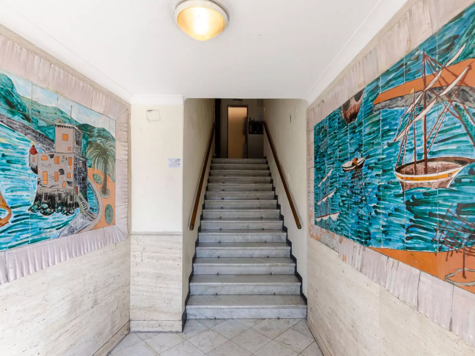 Wohnung mit Meerblick und privater Garage - Image-tags.info