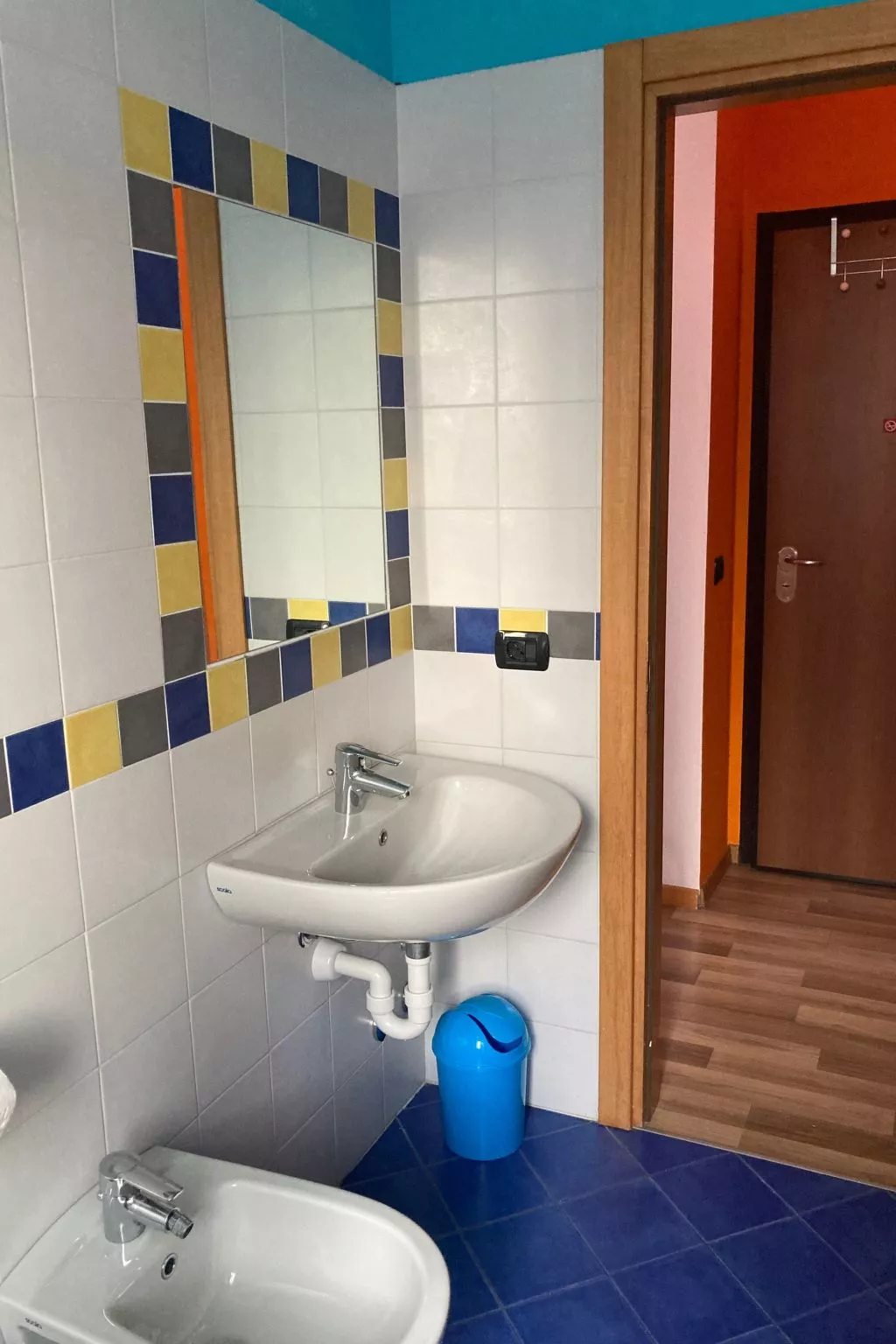 App nr. 3 - Image-tags.info