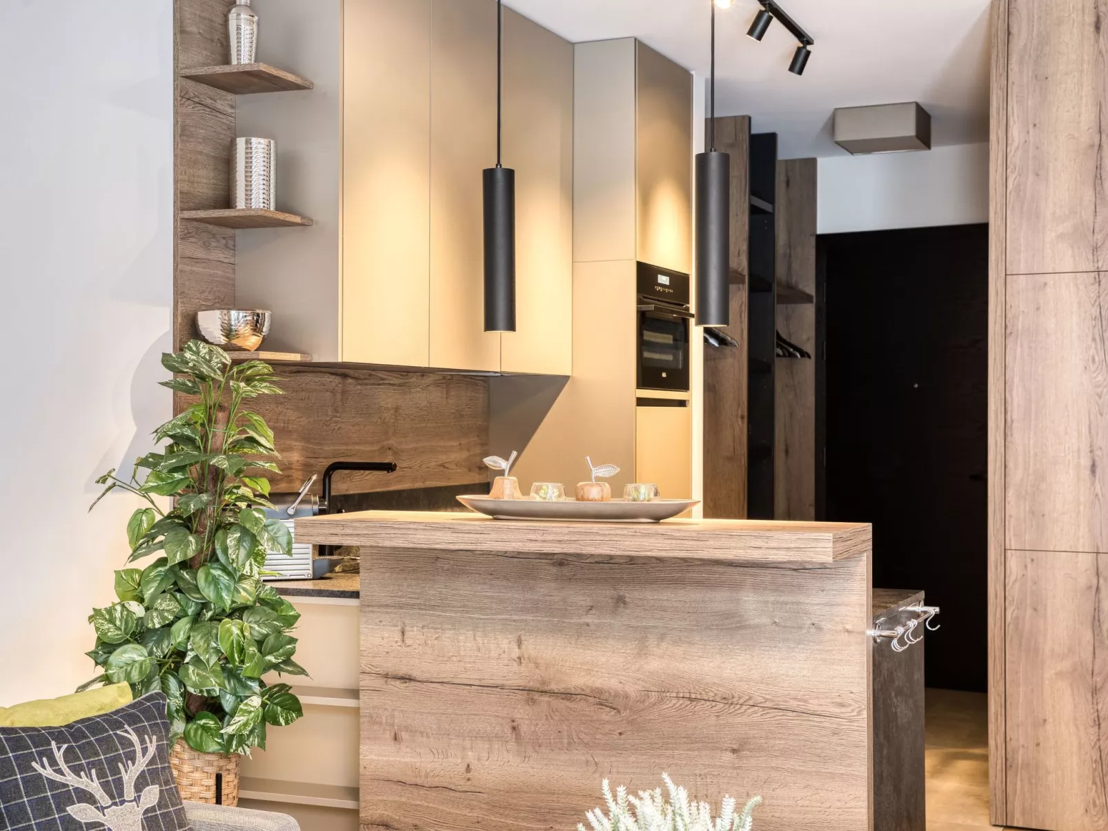 Exklusiv und elegantes Apartment in der Residenz - Image-tags.info